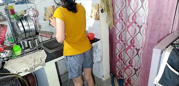 trendsI have sex with my maid today. My maid has sucked my penis. She is a very good maid.